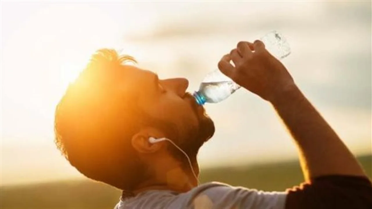 اضطراب جوي.. تحذيرات من انخفاض الرؤية وتساقط أمطار متفرقة فوق القاهرة والإسكندرية